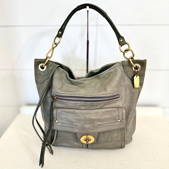 Coach Leather Hampton Vintage Hobo Shoulder Bag Purse Buttery Soft Sage Green - Picture 1 of 17